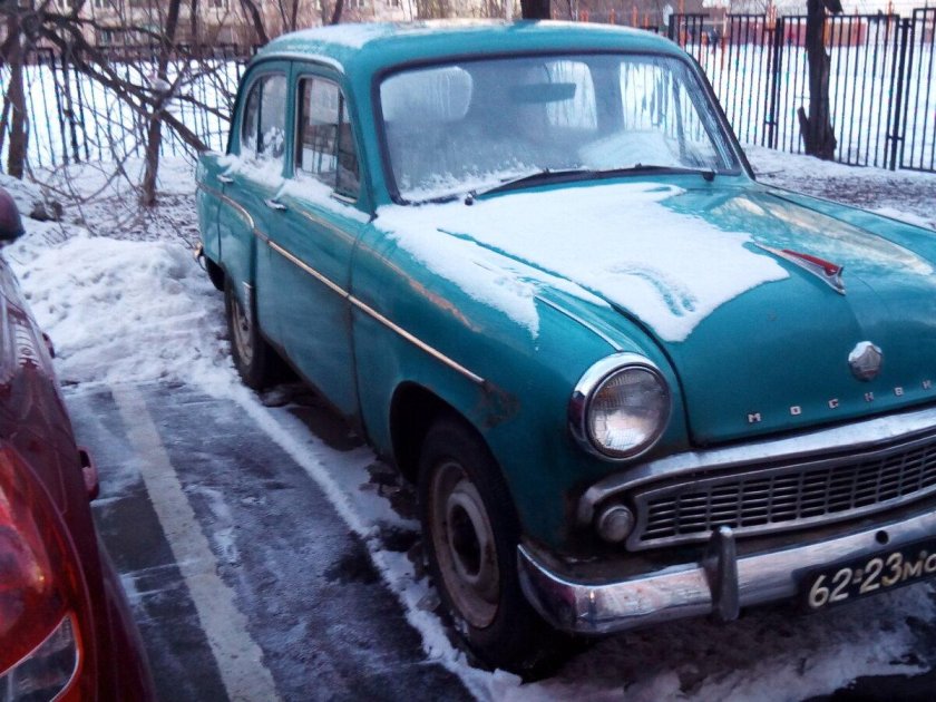Москвич 407 зеленый