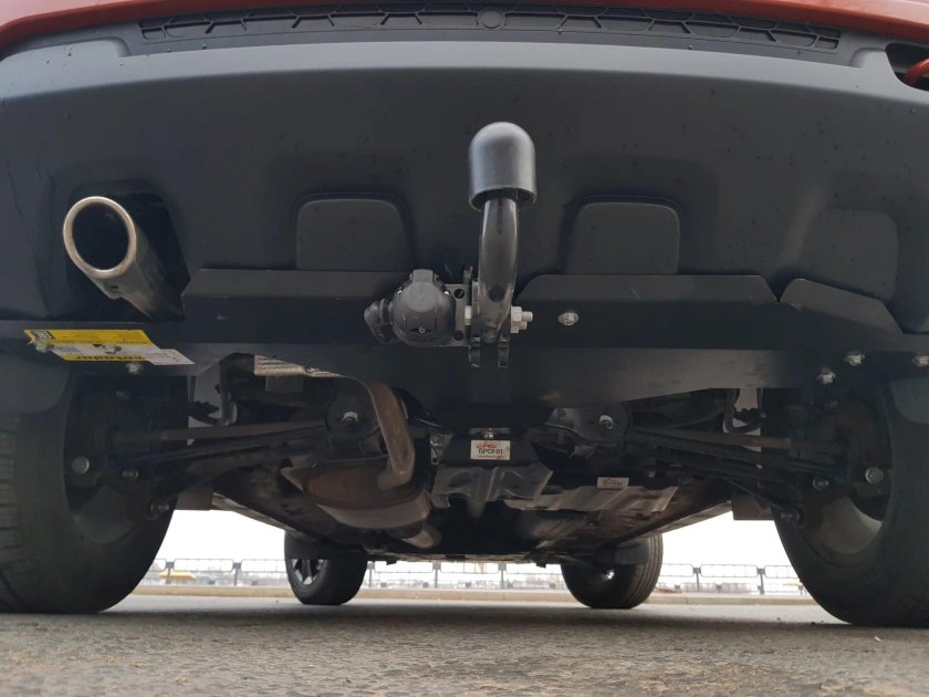 Защита заднего бампера Renault Duster