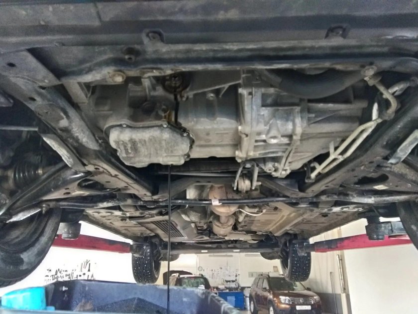 Днище рено логан 1