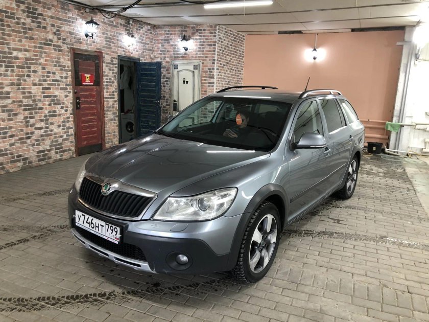 Skoda Octavia Scout 2013