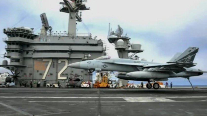 USS Abraham Lincoln CVN-72