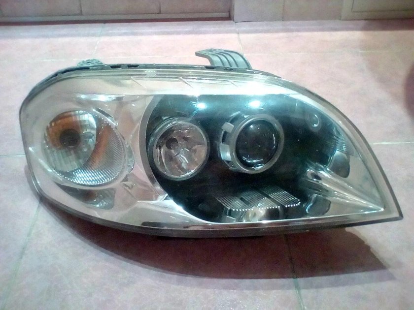 Фара Шевроле Авео т200