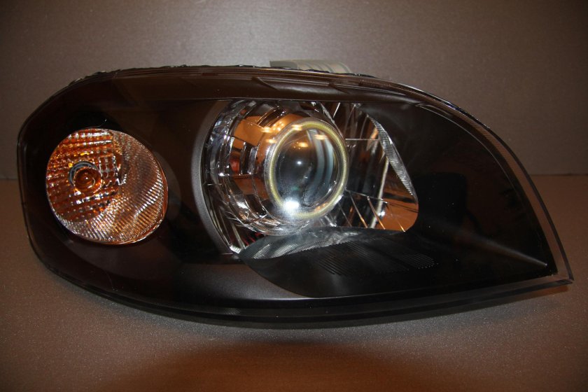 Линзы в фары Шевроле Авео т 250