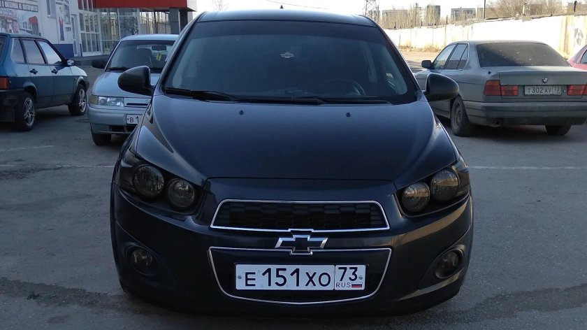Chevrolet Aveo t300 черный