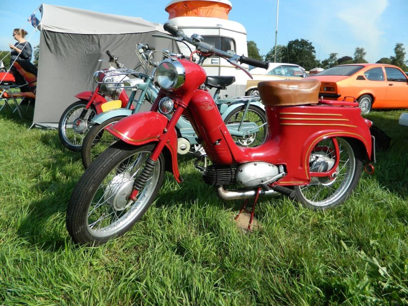 Мопед Ява 555