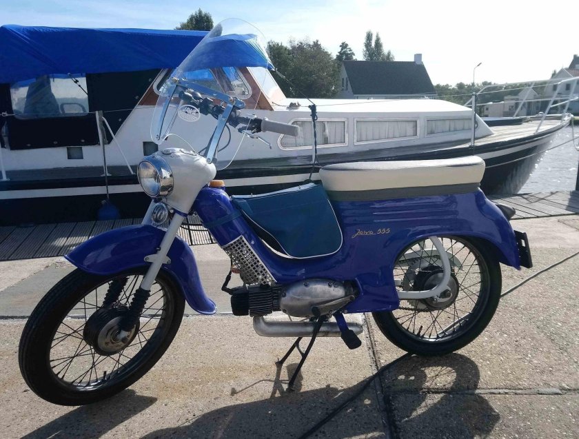 Ява 555 Пионер