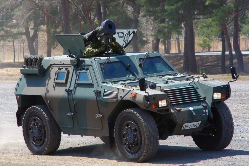 Бронеавтомобиль Komatsu Lav