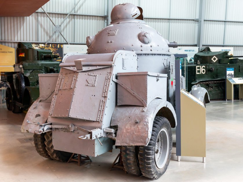 Броневик vickers-crossley