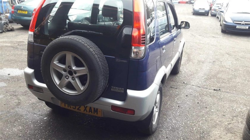 Обшивка салона Daihatsu Terios