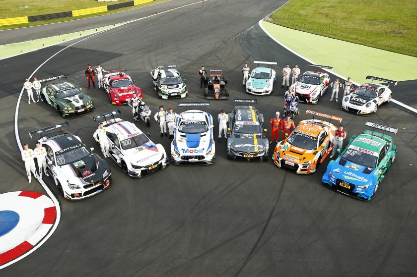 Мир автогонок фото