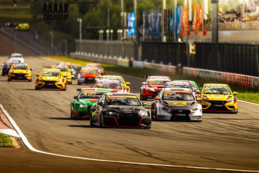 Серия кольцевых гонок