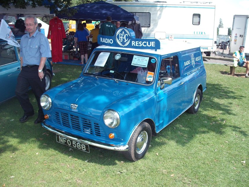 Austin Mini van
