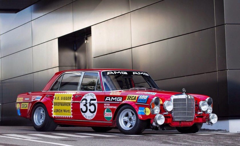 Mercedes-Benz 300 sel 6.8 AMG