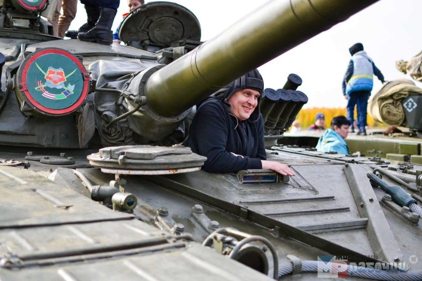 Фестиваль броня Танкограда