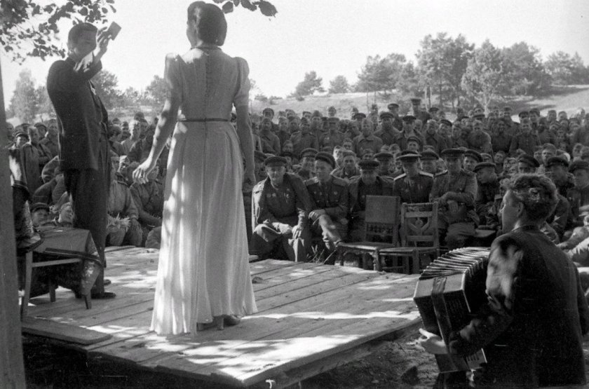 Фронтовые бригады в годы Великой Отечественной войны