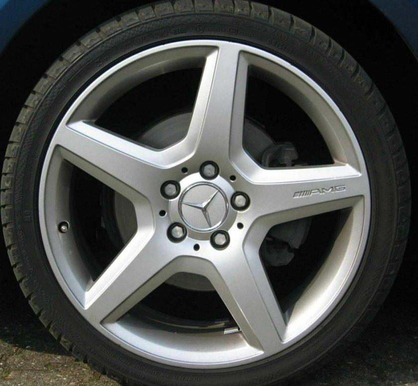 Диски Мерседес r18 АМГ