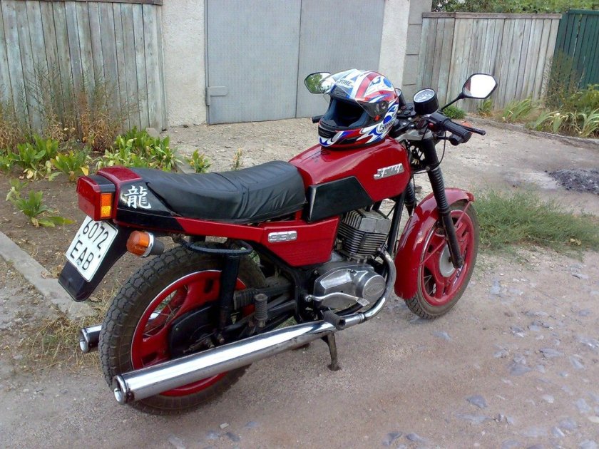 Ява Мустанг 638