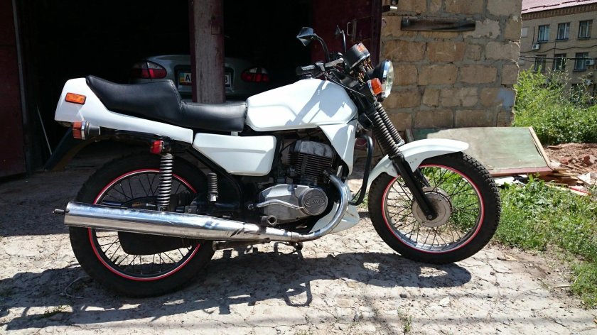 Ява 638 белая