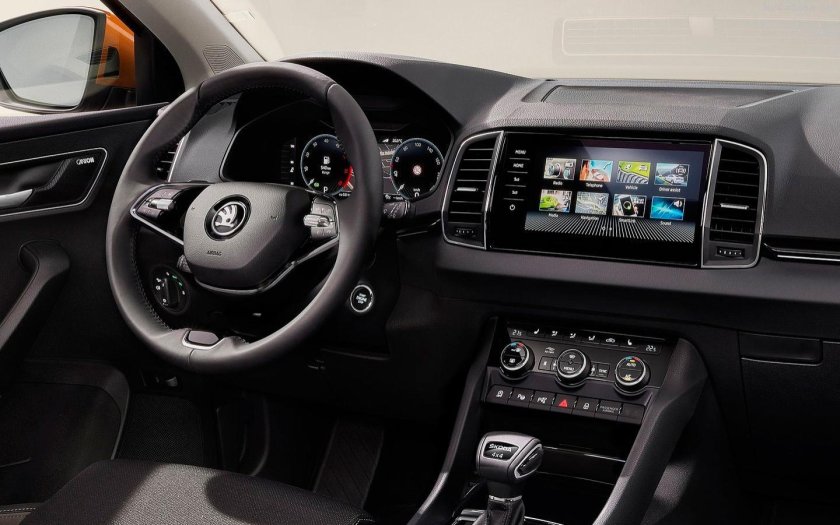 Skoda Karoq 2021 салон
