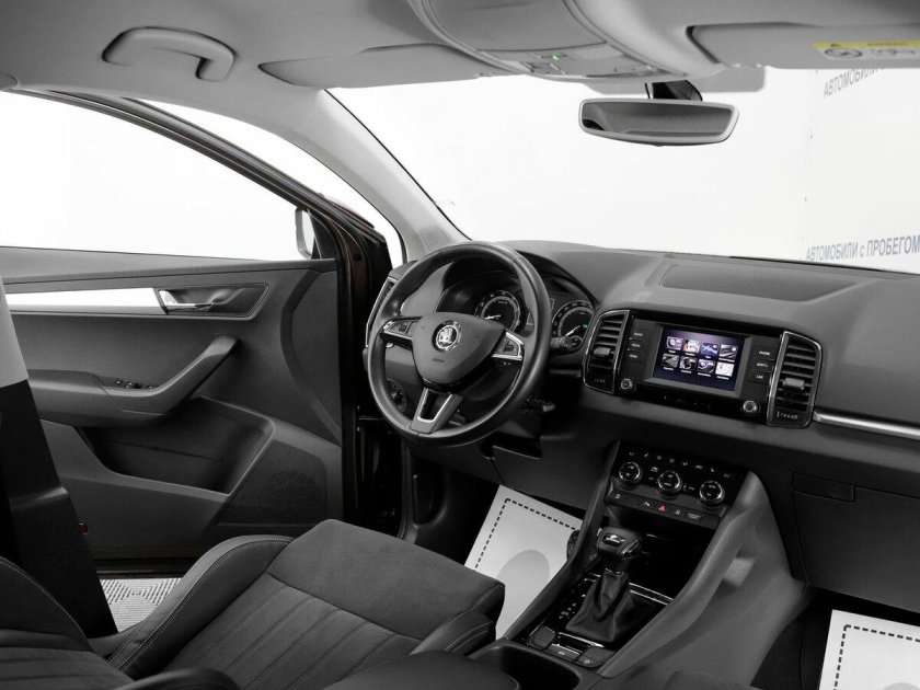 Škoda karoq салон