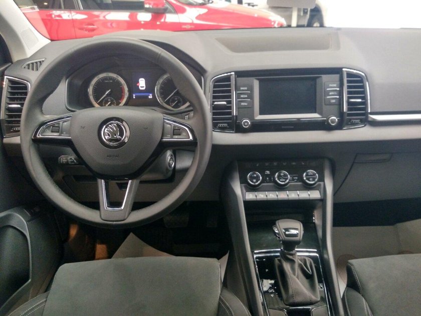 Skoda Karoq салон