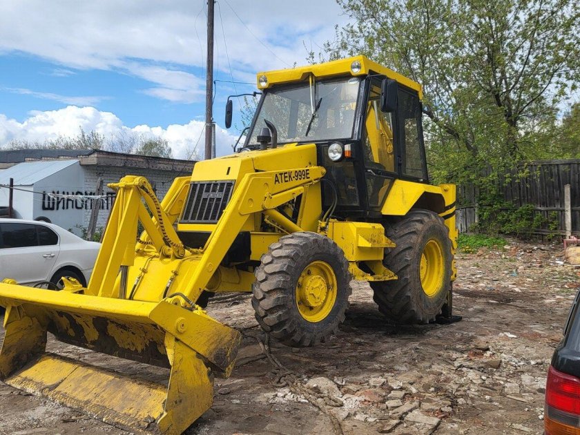 Услуги экскаватора погрузчика