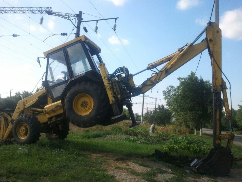 Экскаватор АТЕК 999