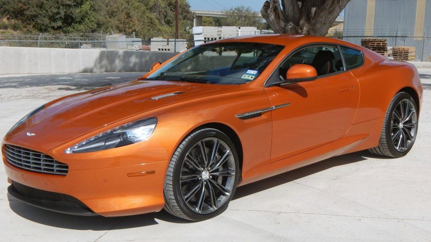 Aston Martin Virage