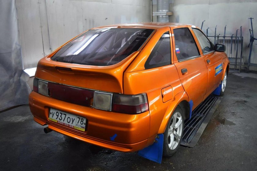 ВАЗ 2112 оранжевый металлик