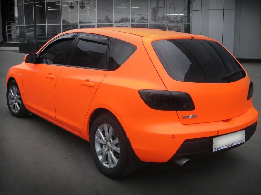 Оранжевый цвет машины