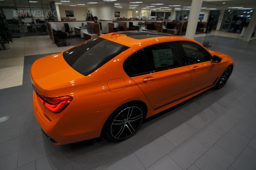 БМВ f30 Orange Color