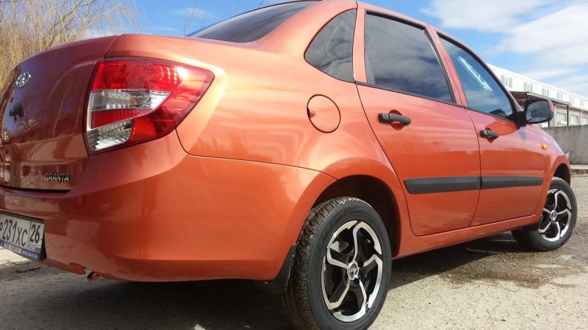Лада Гранта цвет Лагма