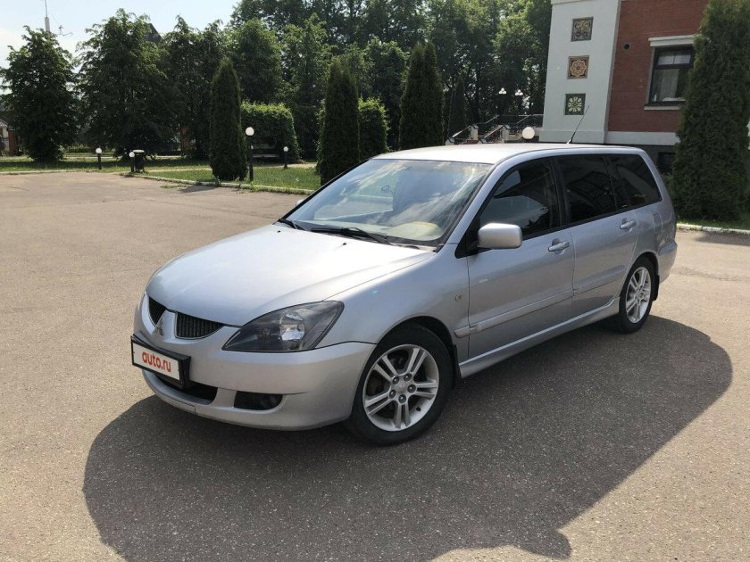 Митсубиси Лансер 9 универсал 2005