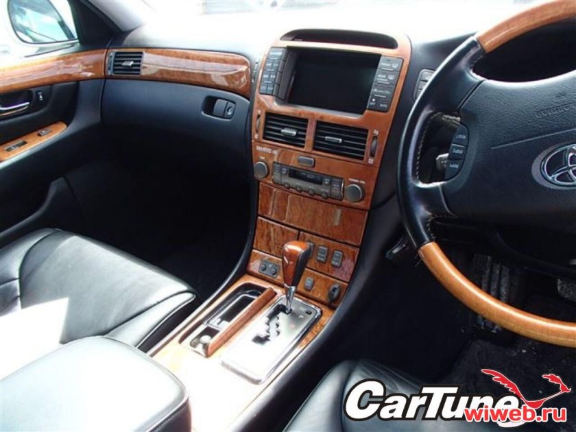 Toyota Celsior ucf31