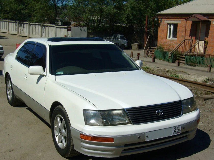 Toyota Celsior 1995