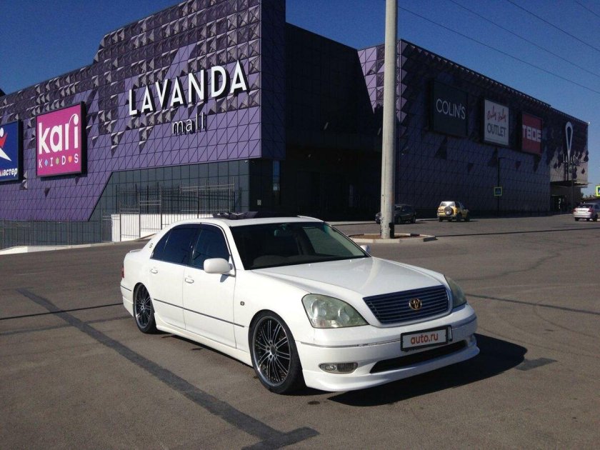 Toyota celsior ucf30