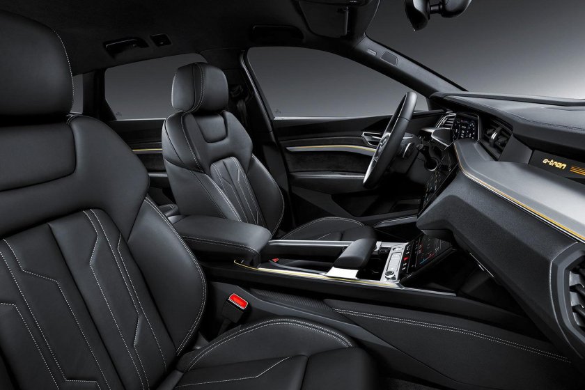 Audi e tron 55 quattro Interior