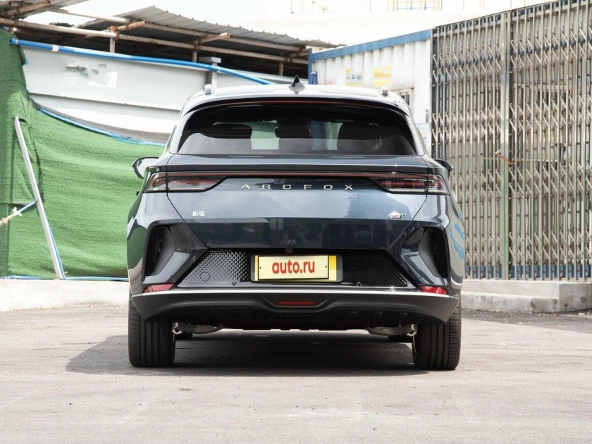 Китайский электромобиль xpeng g3