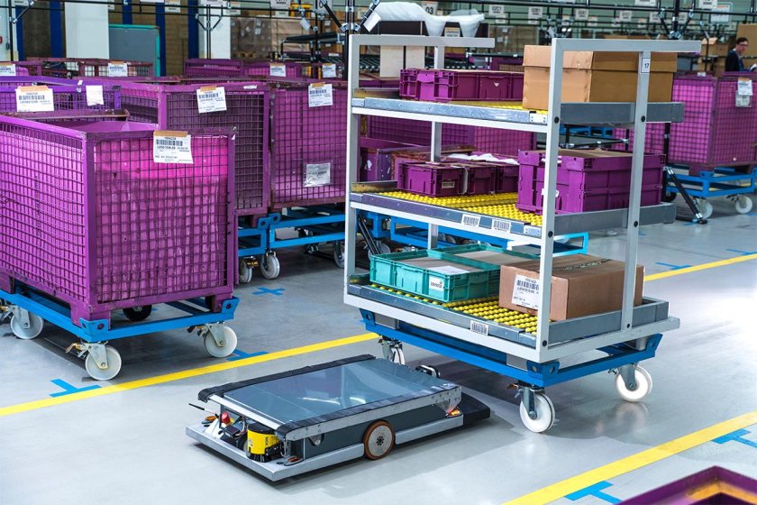 Роботизированные тележки AGV