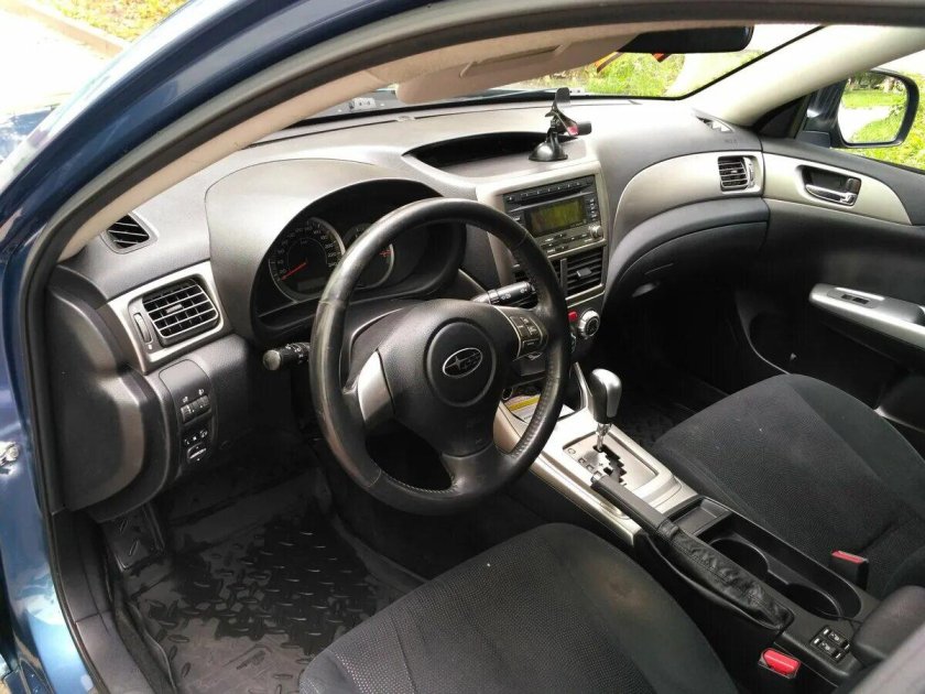 Subaru Impreza 2008 салон