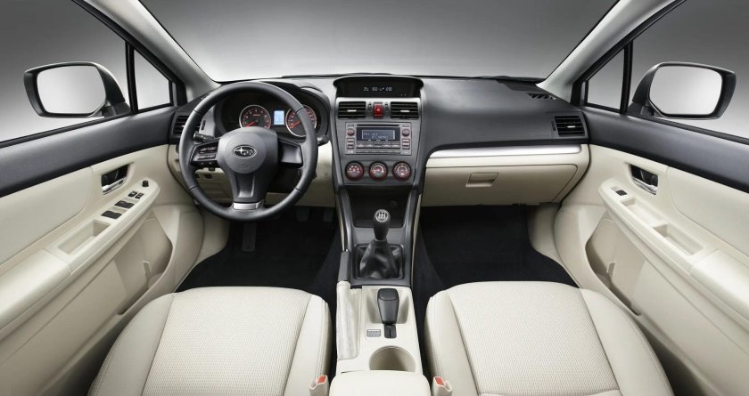 Субару XV салон