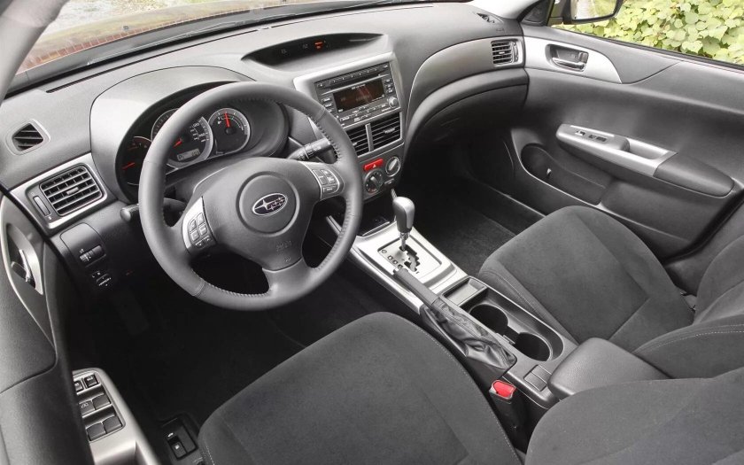 Subaru Impreza 2008 салон