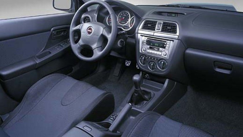 Салон Субару Импреза 2003