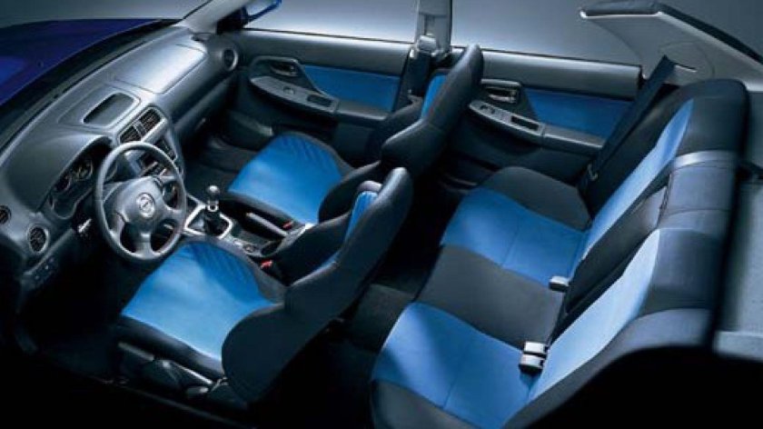 Subaru Impreza WRX STI 2006 салон