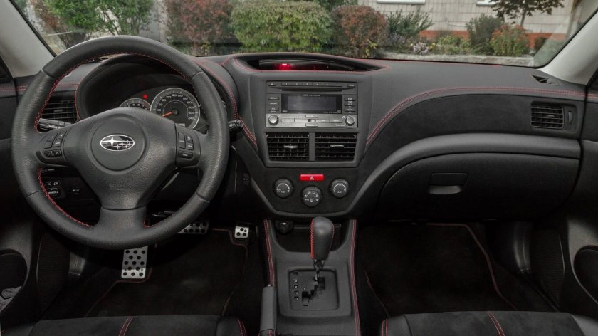 Subaru Impreza 2008 салон