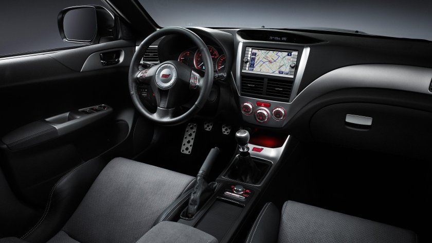 Субару Импреза WRX STI 2008 салон