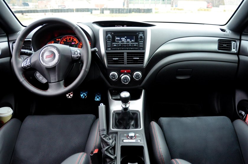 Subaru Impreza 2008 салон