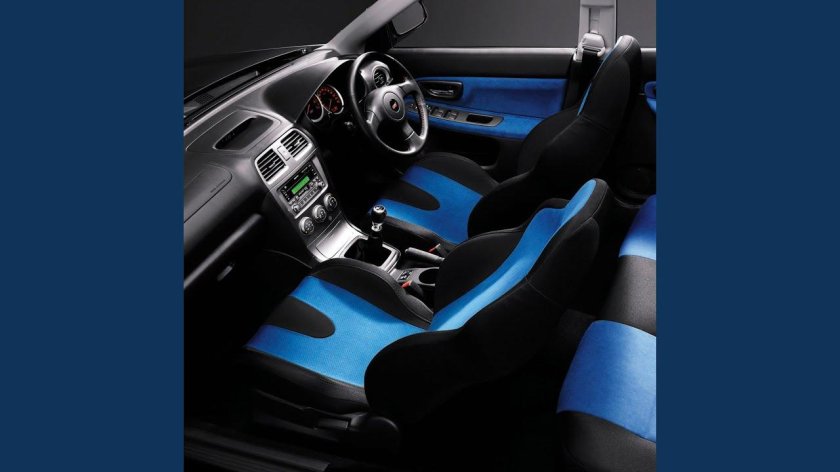 Subaru Impreza WRX STI салон