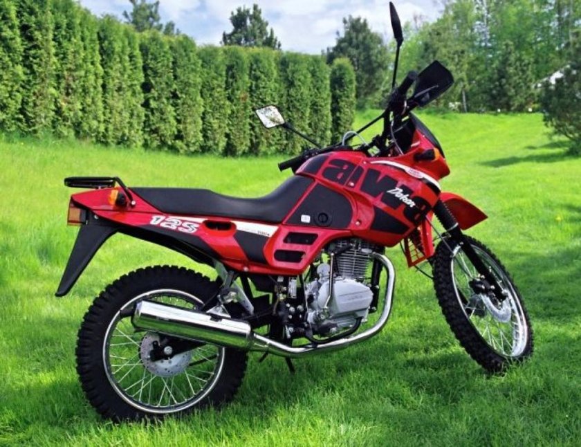 Ява Дакар 125