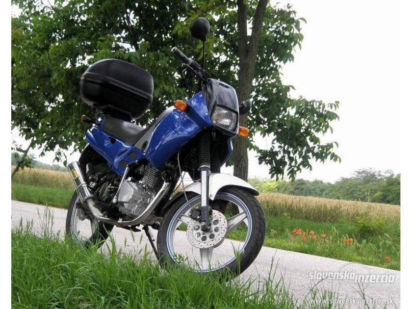 Ява Дакар 125